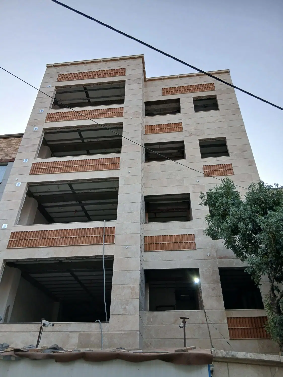 اپارتمان میدان پاسداران