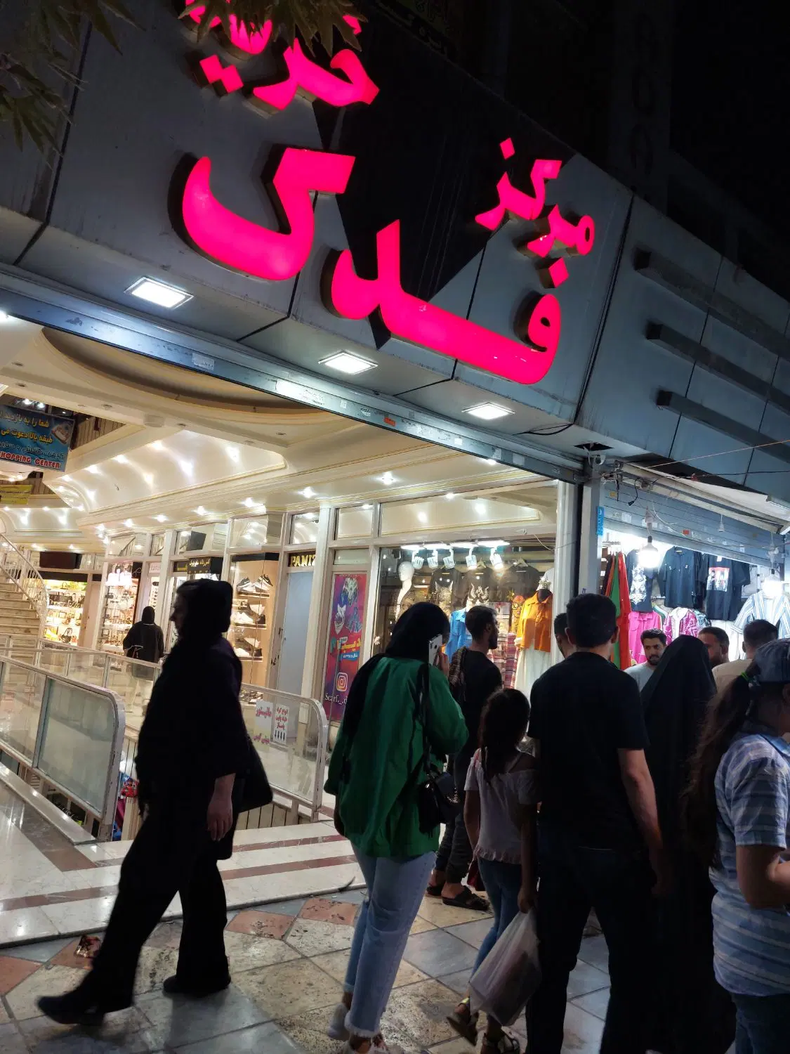 اجاره مغازه 13 متری