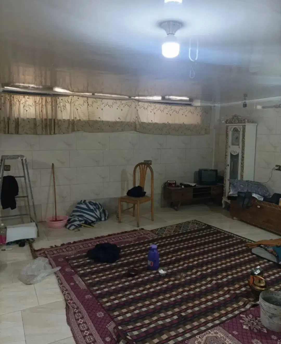 اجاره زیر زمین سرآسیاب(املاک پدر)