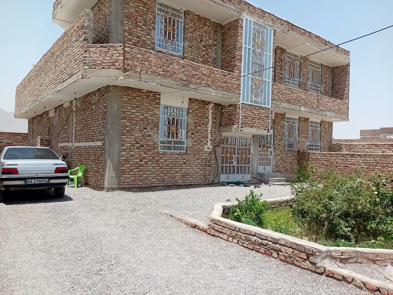 فروش منزل مسکونی تقاطع لکزایی و فردوسی۱۳