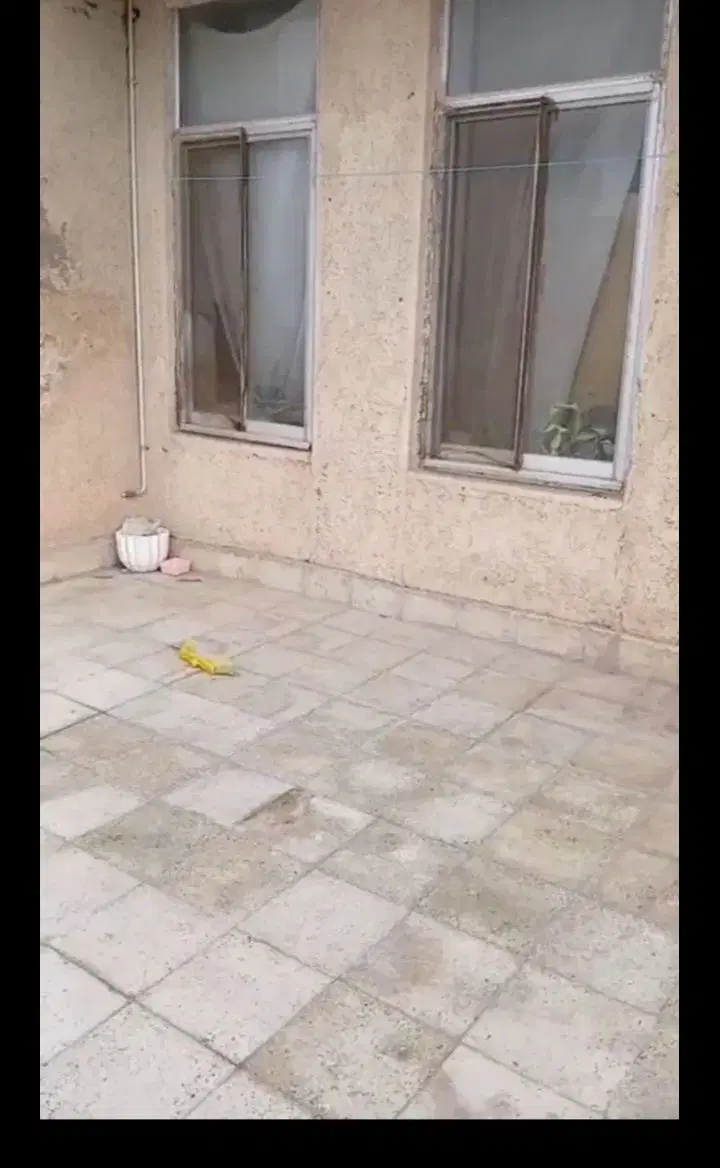 ملک فروشی موسی بن جعفر