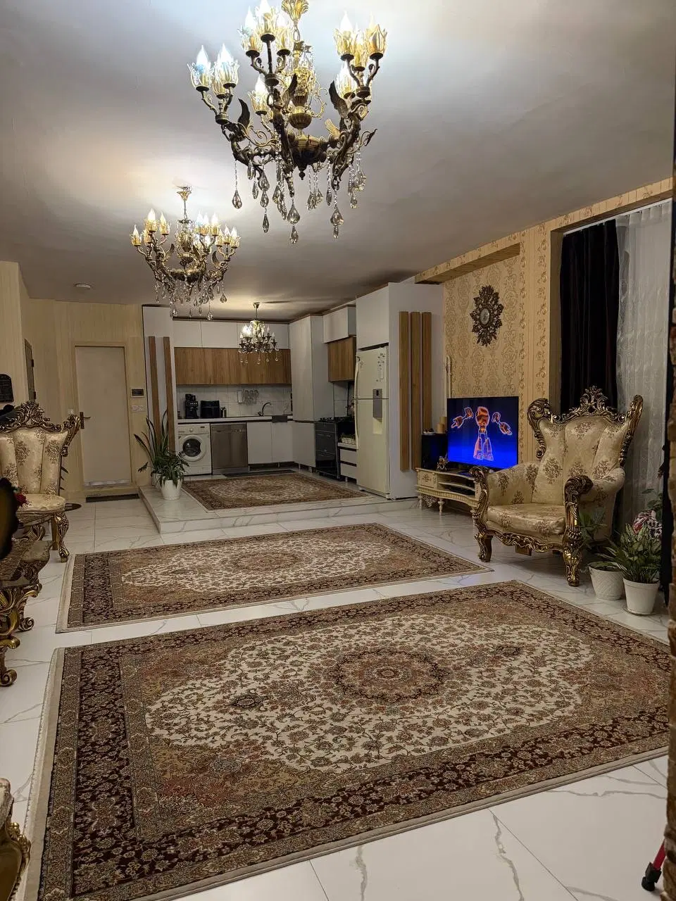 ۱۰۵ متر_غرق نور_ دو خواب_ لوکس