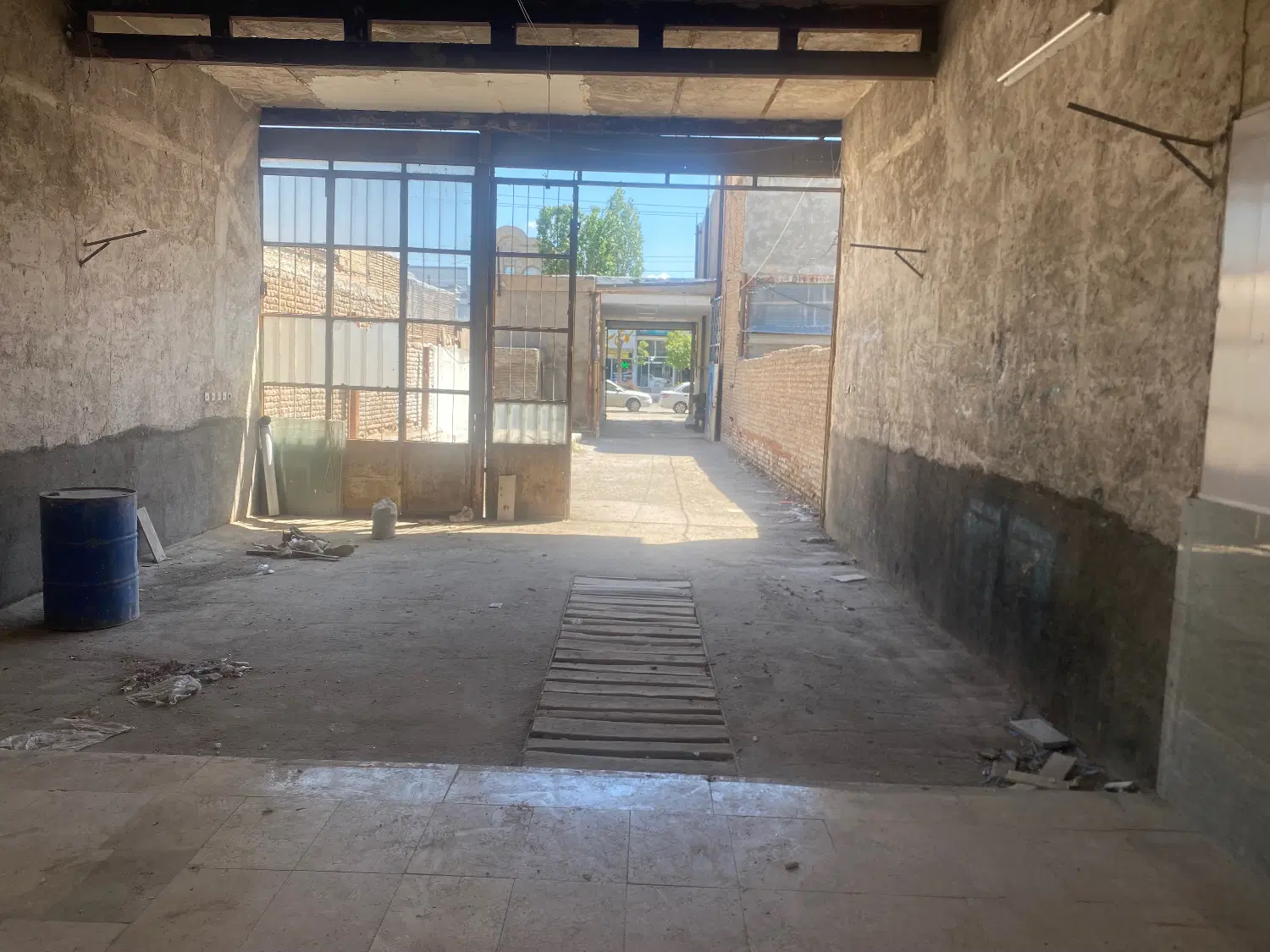 ۲۸۰ متر گاراژ و مغازه مبلغ اجاره توافقی