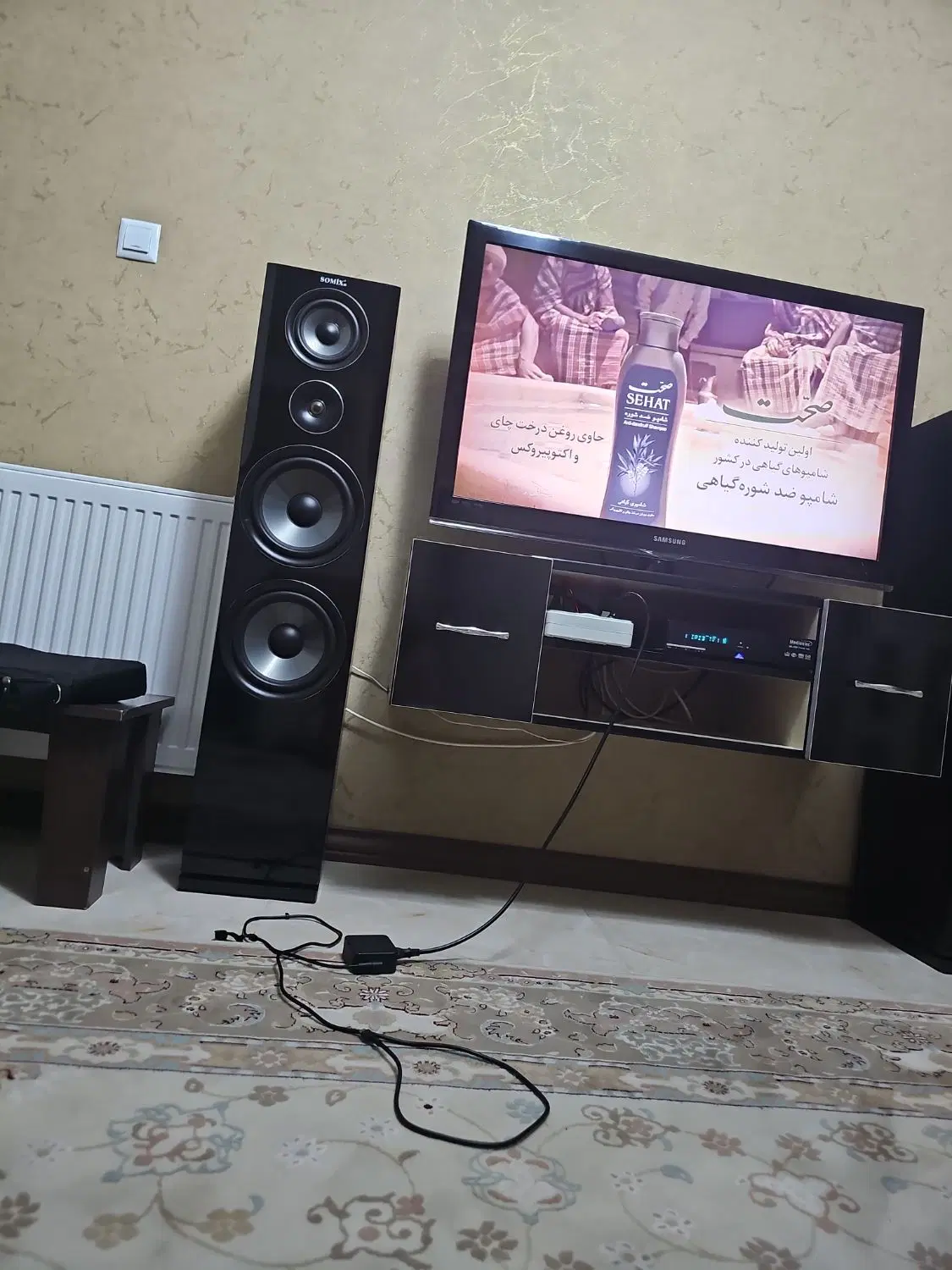 رهن و اجاره حیاط سه طبقه درشهرک باغمیشه