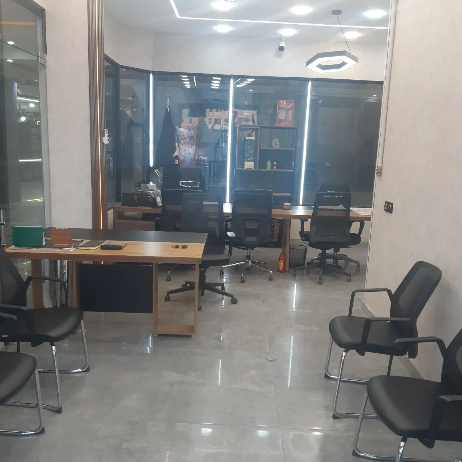 فروش واحد تجاری