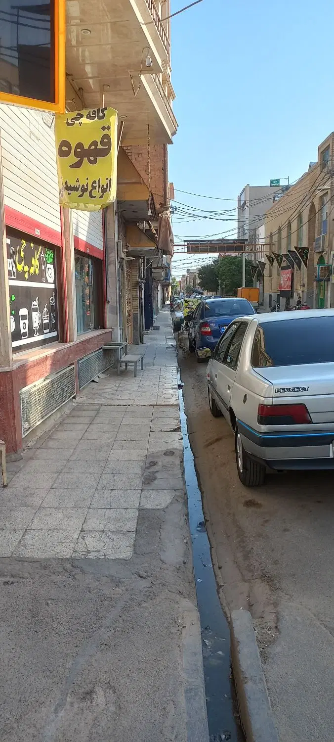 مغازه ۱۶ متری