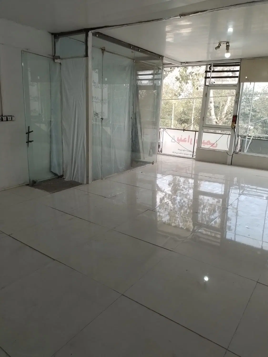 مغازه ۶۰ متری در بلوار لاکان