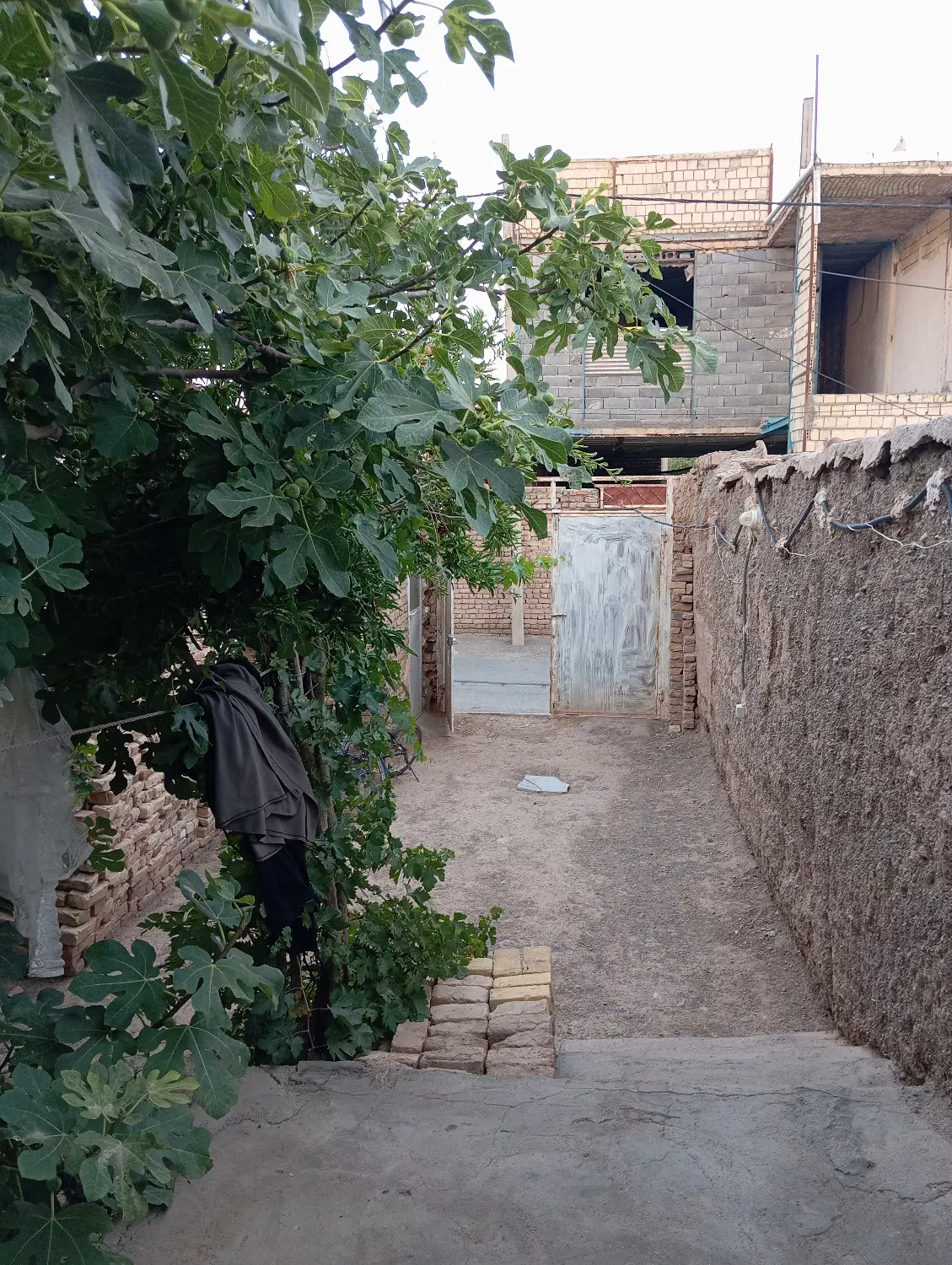 خانه ویلایی فروشی بردسکن میدان علما زهرا طاهری یک