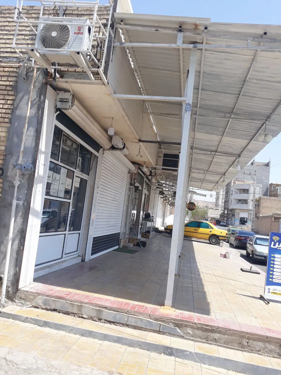 رهن وکرایه یک باب مغازه ۱۶ متری درنیرو خیابان حافظ