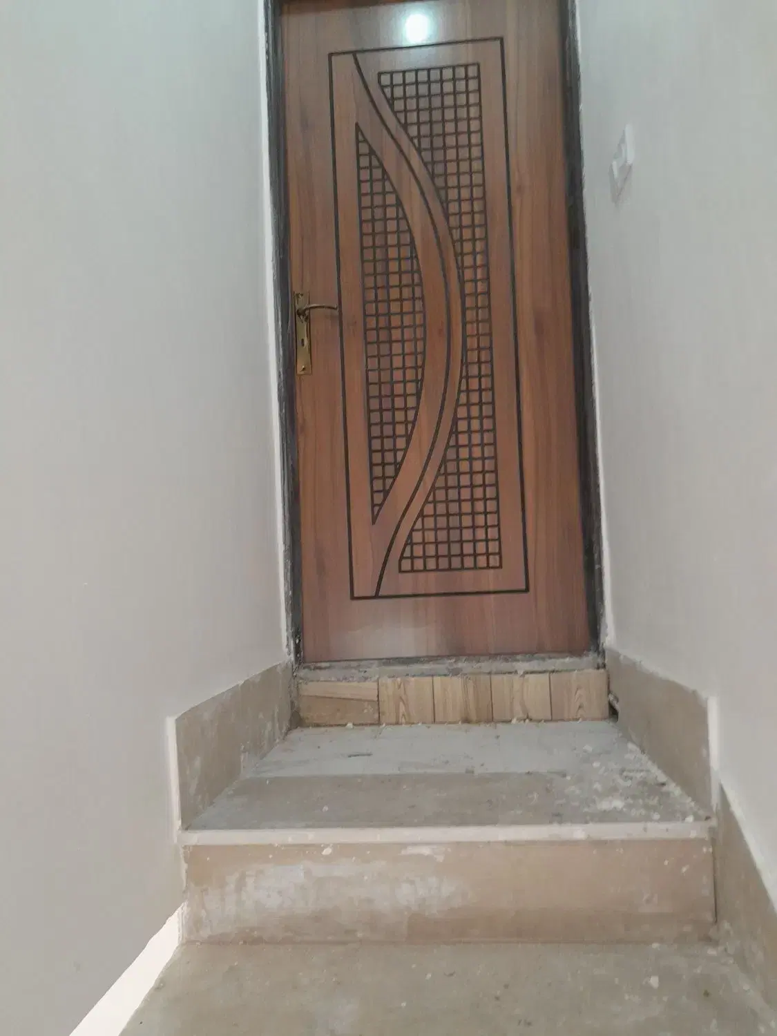 فروش مغازه و واحد مسکونی نوساز