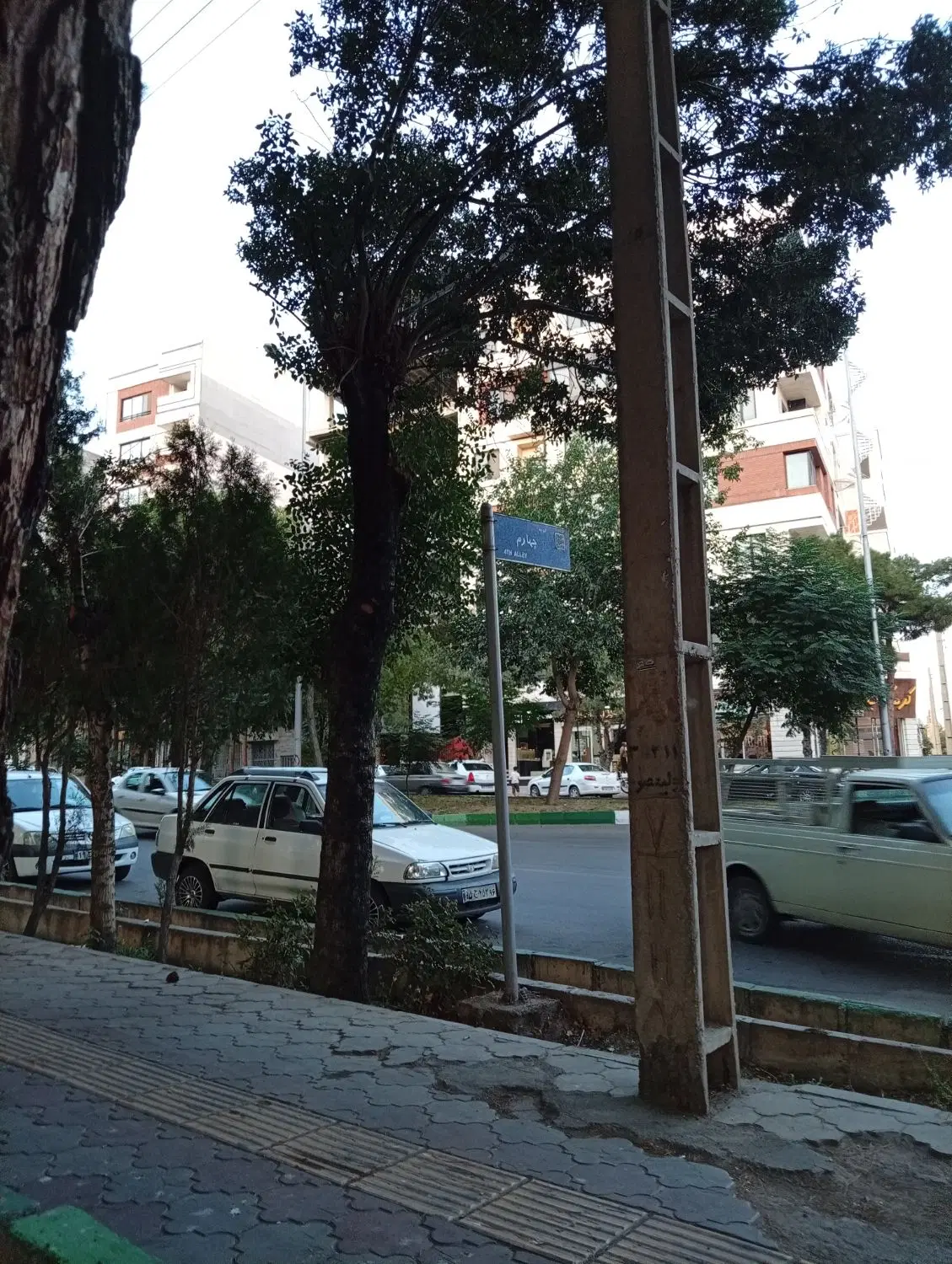تجاری با بر ۷ بالاشهر