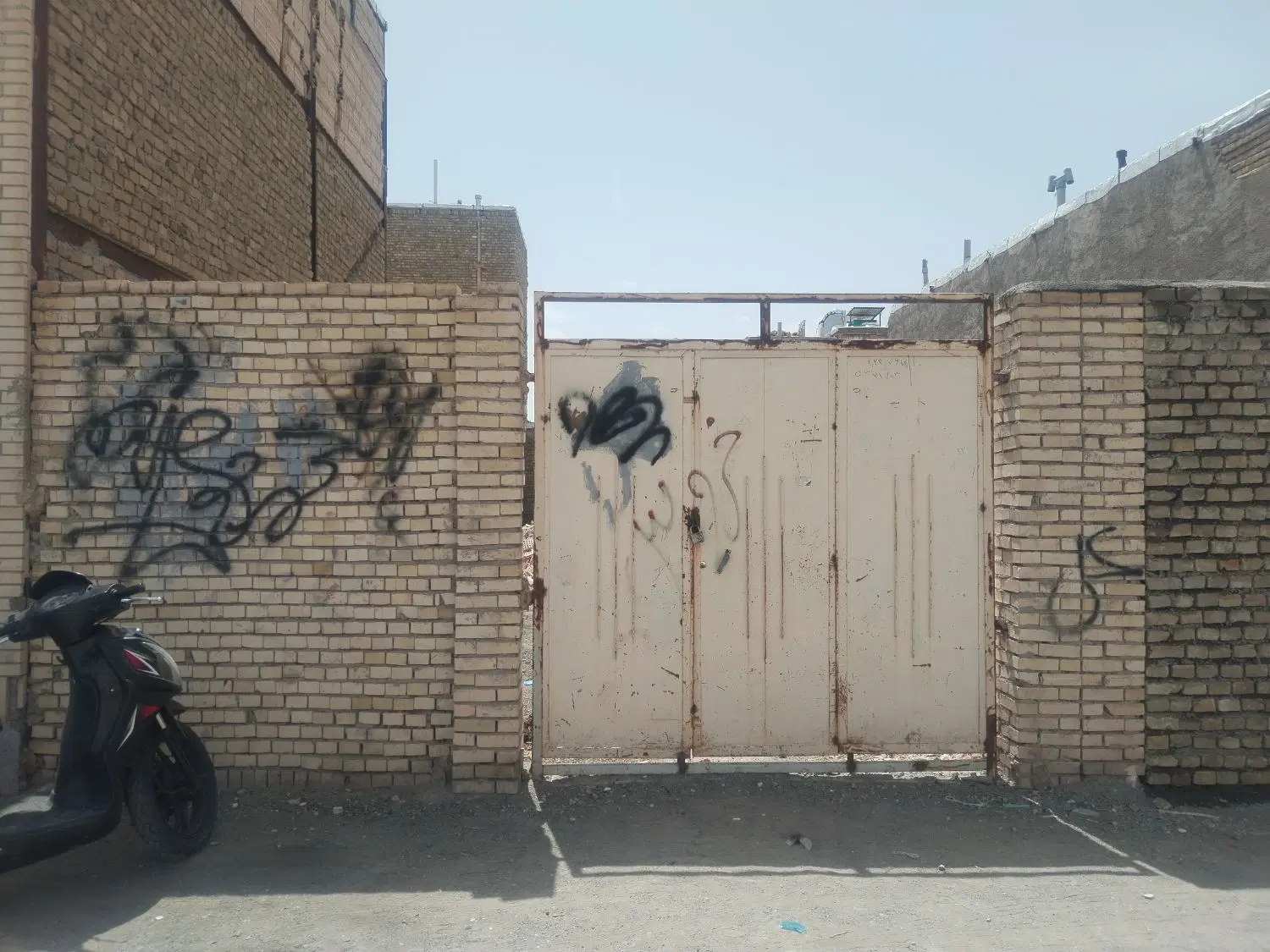 فوری فوری  زمین فروشی