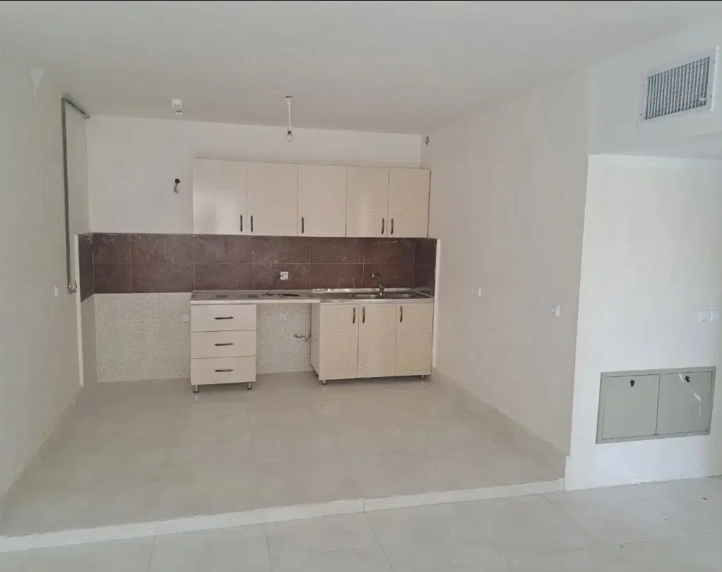 اپارتمان ۱۰۵ متری شهرک‌ شاملو