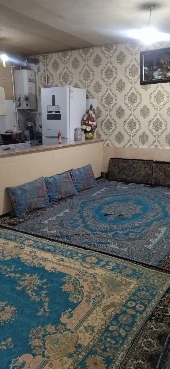 ۱۰۰ متر ویلایی دربست