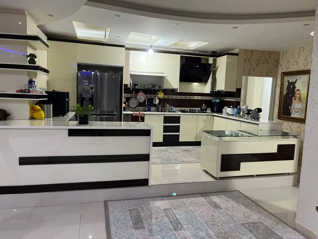 کسری خیابان باغچه بان گلهای چهار