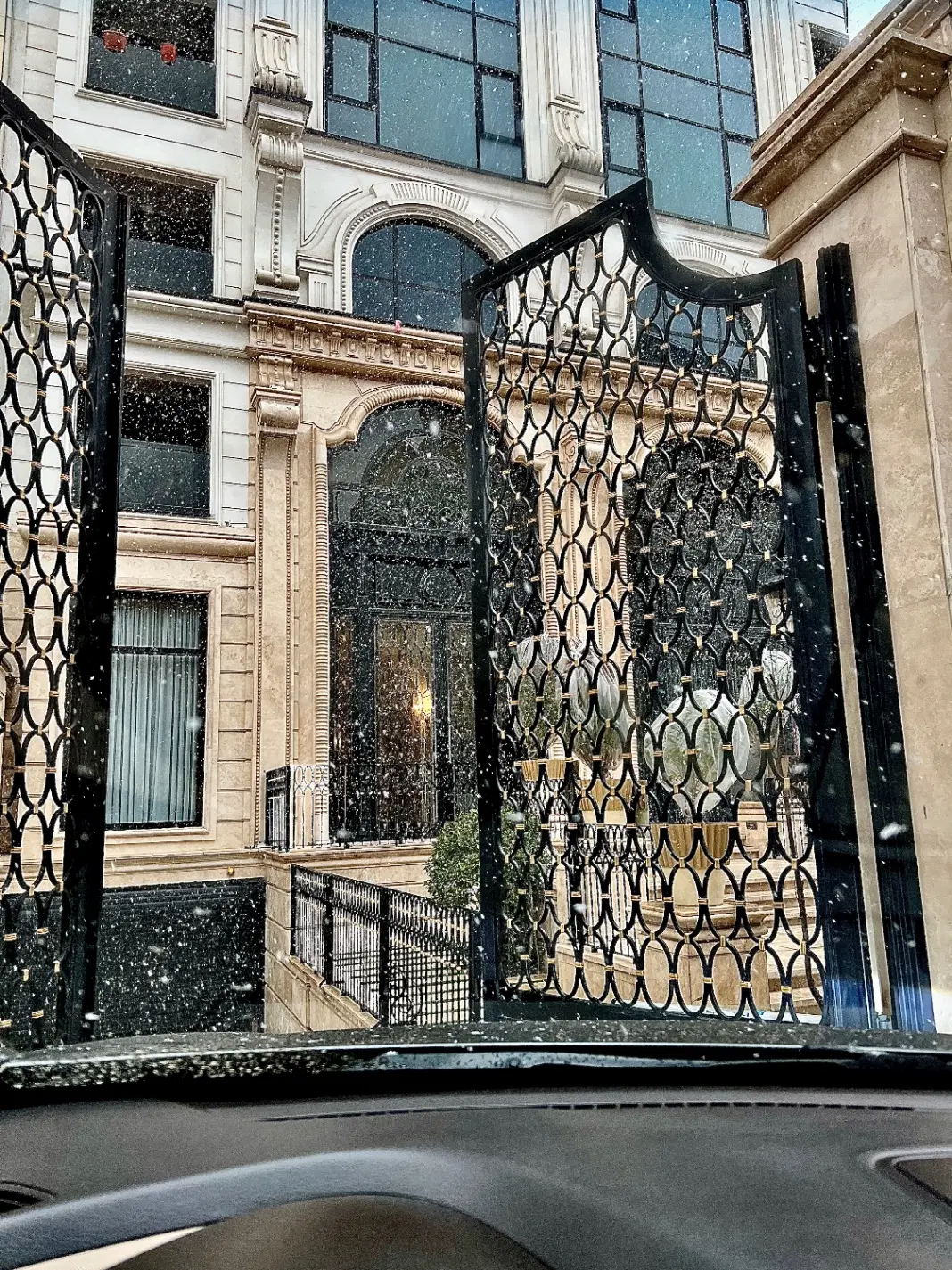 اپارتمان ۱۲۵ متری کامرانیه شمالی