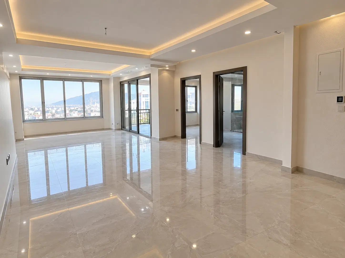 فروش آپارتمان ۱۳۳ متری سه خواب مستر