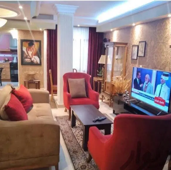 ۱۱۲ متر ۳ خواب دربهترین لوکیشن لارستان