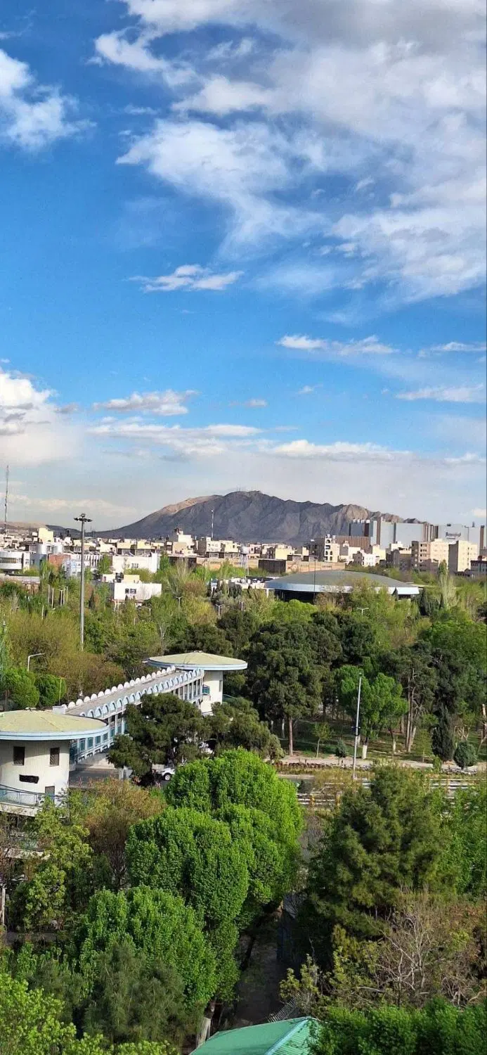61 متری با پارکینگ اختصاصی و انباری