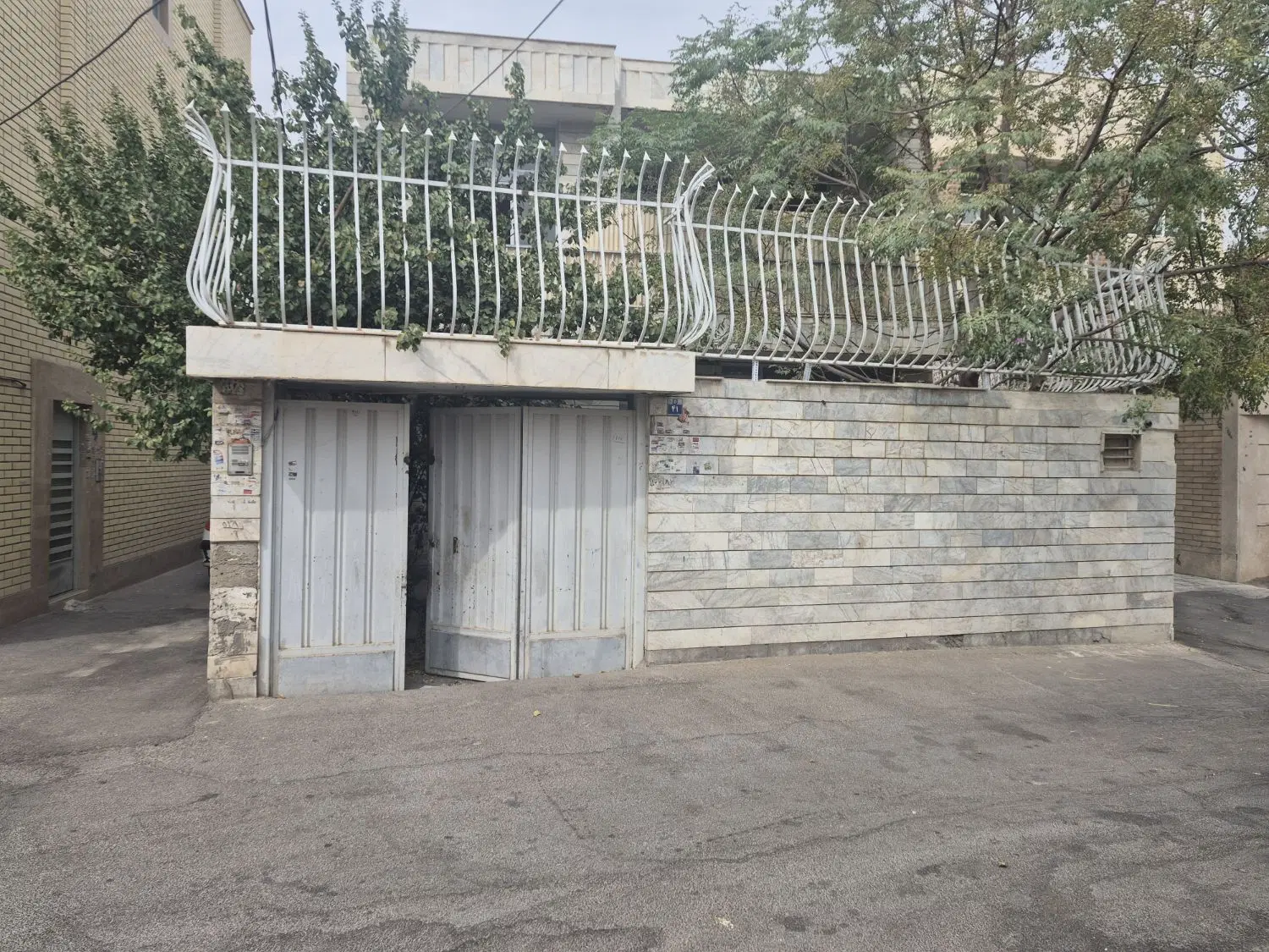 منزل مسکونی مناسب برای سکونت وانبار