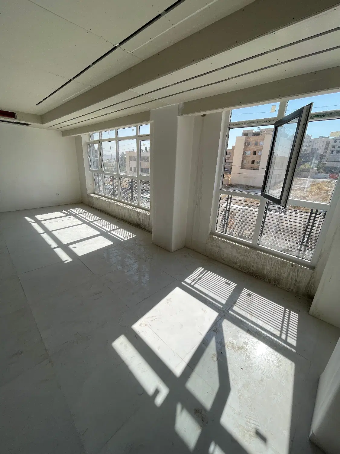 فروش آپارتمان ۲ خواب ناچارا