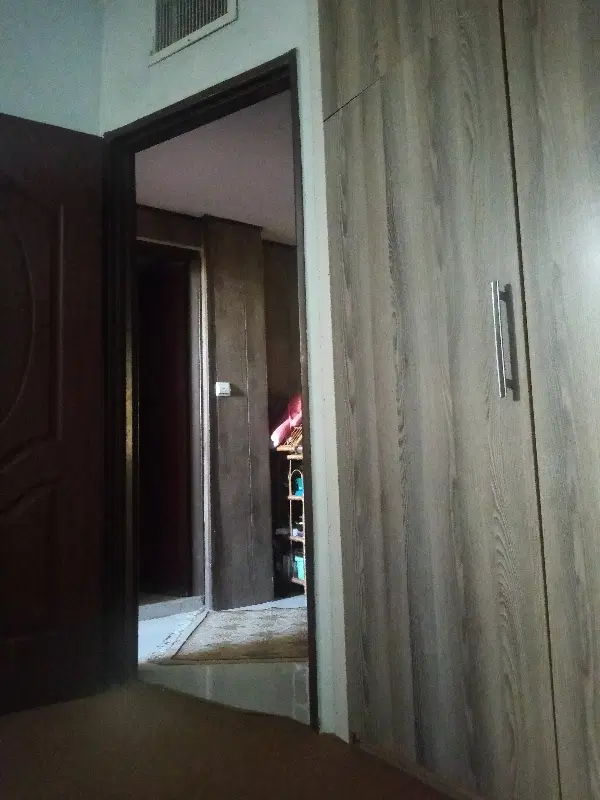 خانم حسینی املاک