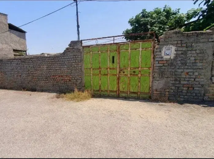 یه قطعه زمین مسکونی ۲۸۰ متر با بر ۱۵