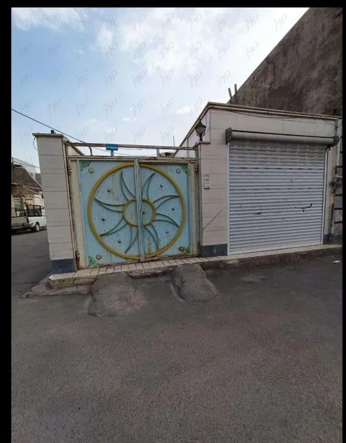 خانه ویلایی در بهارستان ۳۶