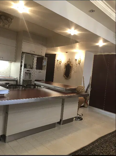 120 متری 3 خوابه نظر میانی