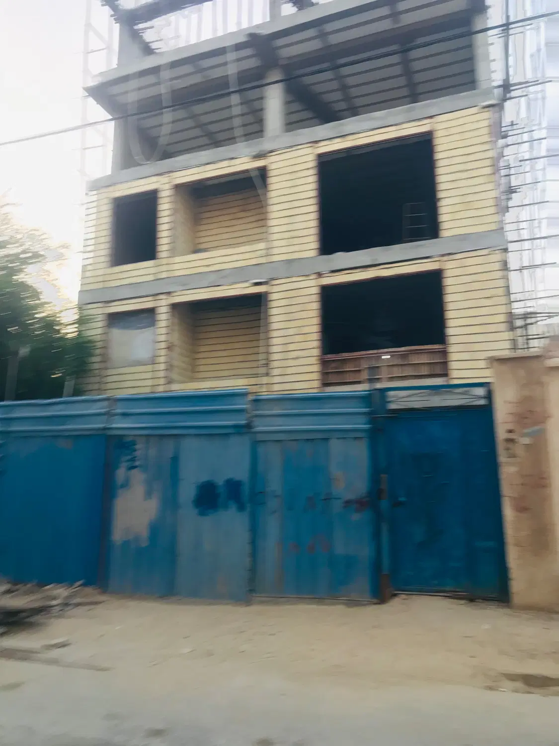 فروش سه خواب 120متری ششصددستگاه میثاق