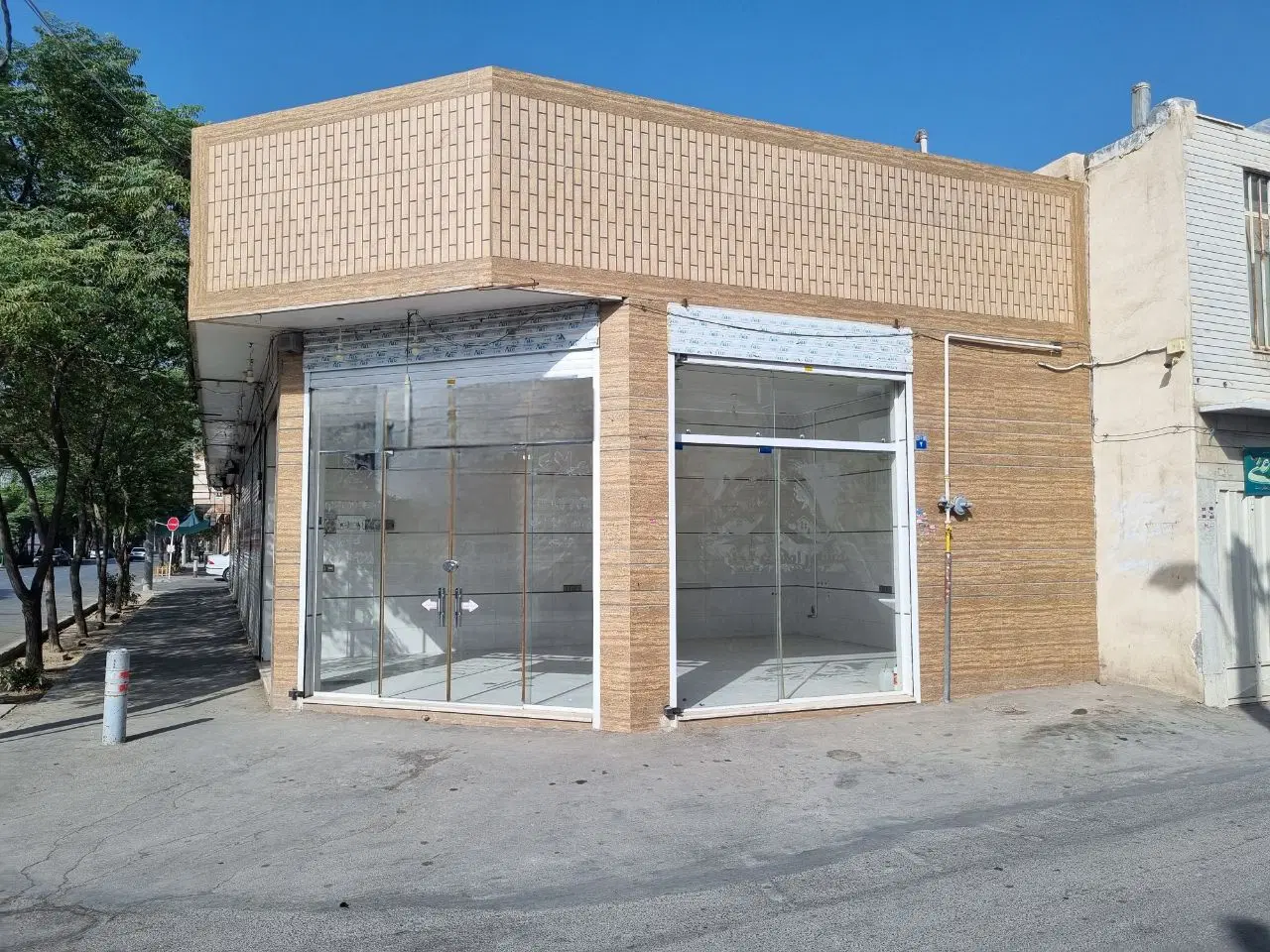 رهن واجاره مغازه خیابان 24 متری خ رضاییان