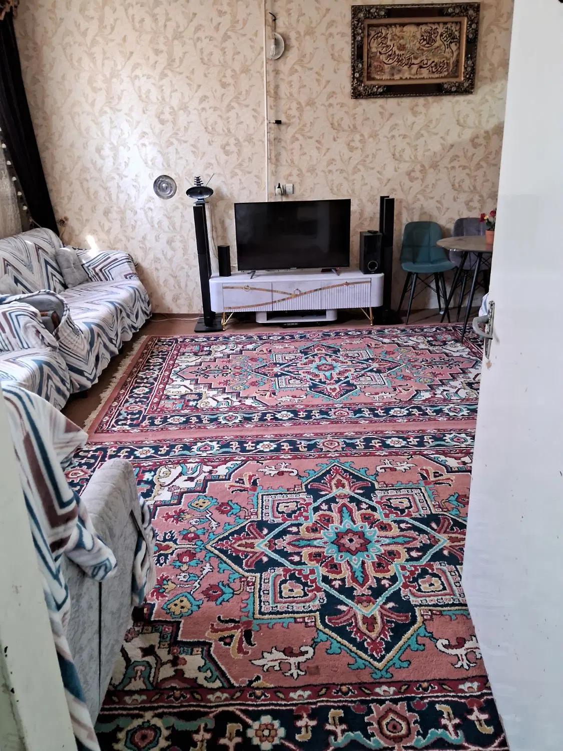 فروش یک باب خانه آپارتمانی دو طبقه با یک بهار خواب