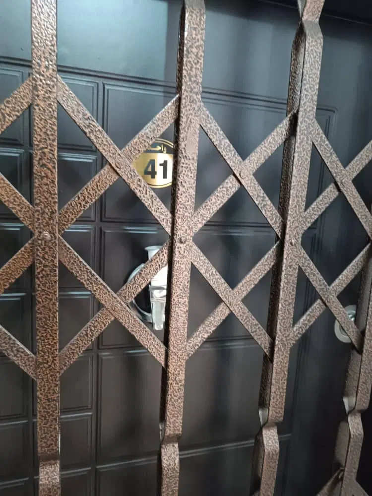 ۳۵ متری اداری فروش