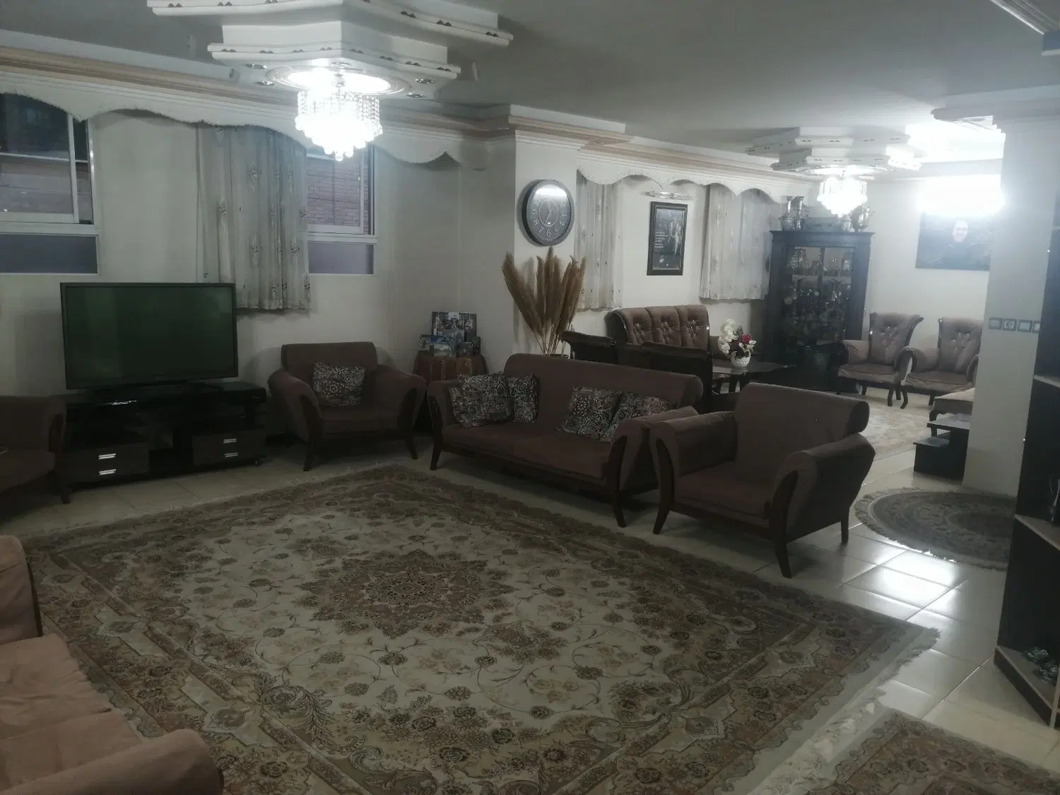 واحد 185متری سه نبش 4خواب