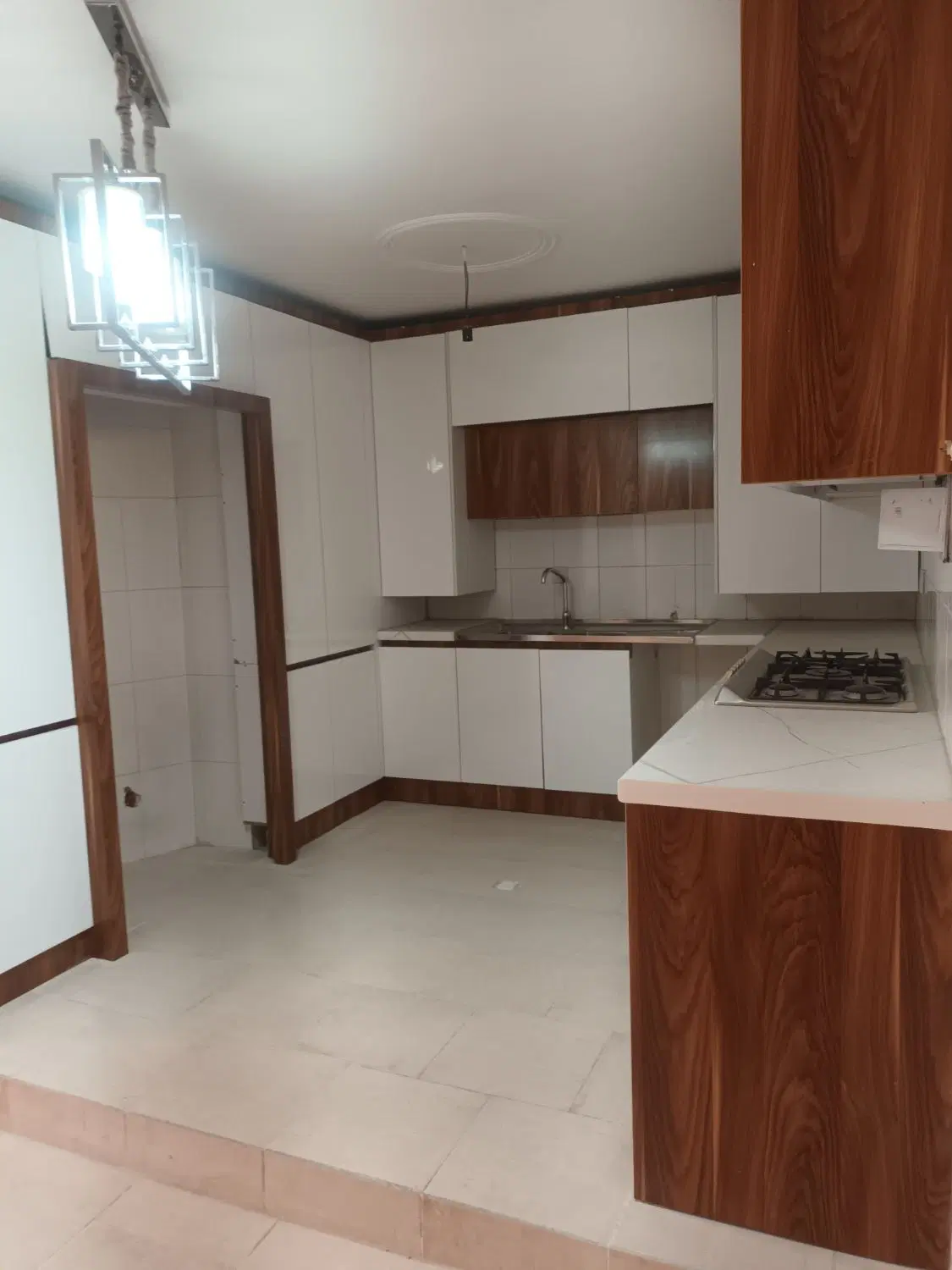 اجاره آپارتمان یک خواب بهترین جای شهرک ارم