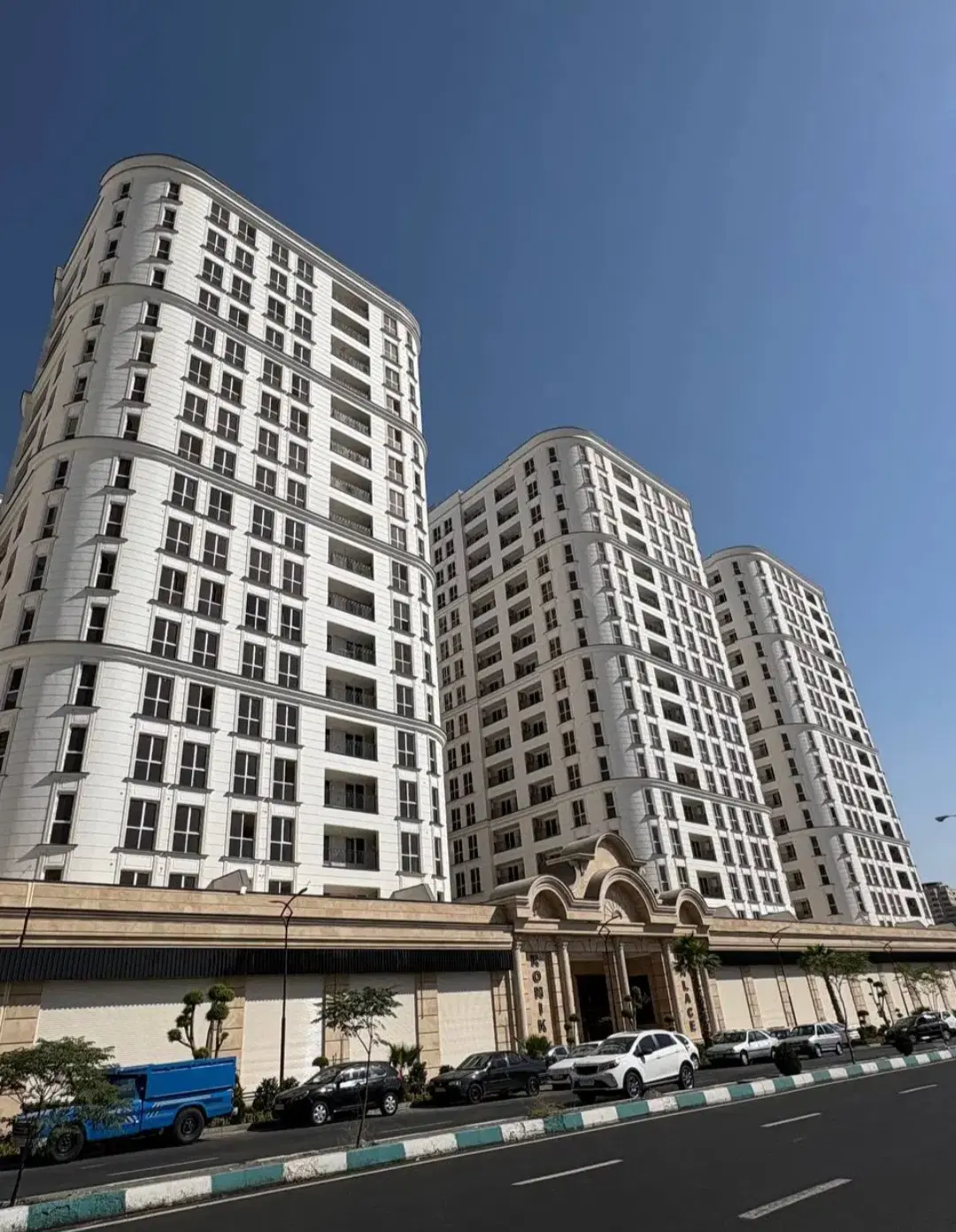 رونیکا پلاس کوهک ، ۱۲۰متر ، ۲ پارکینگ اختصاصی
