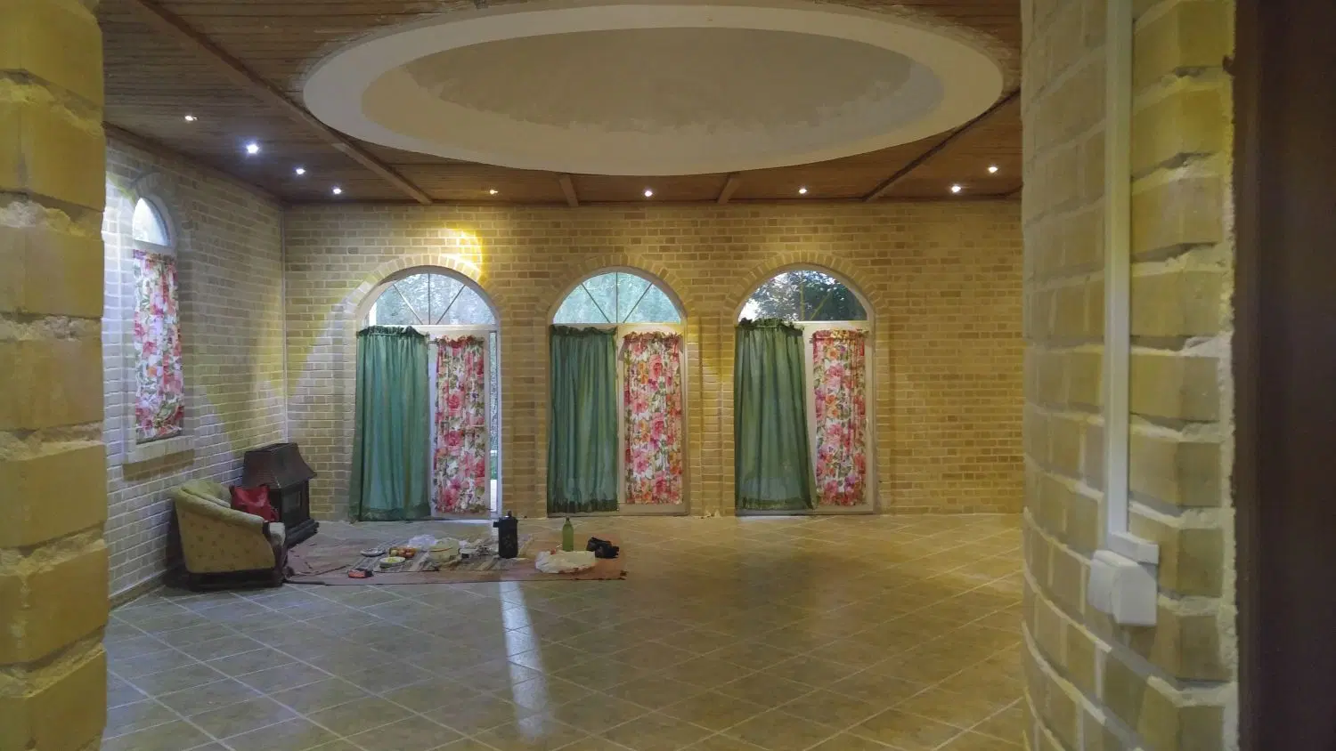 باغچه ویلایی حدودا 1200 متر