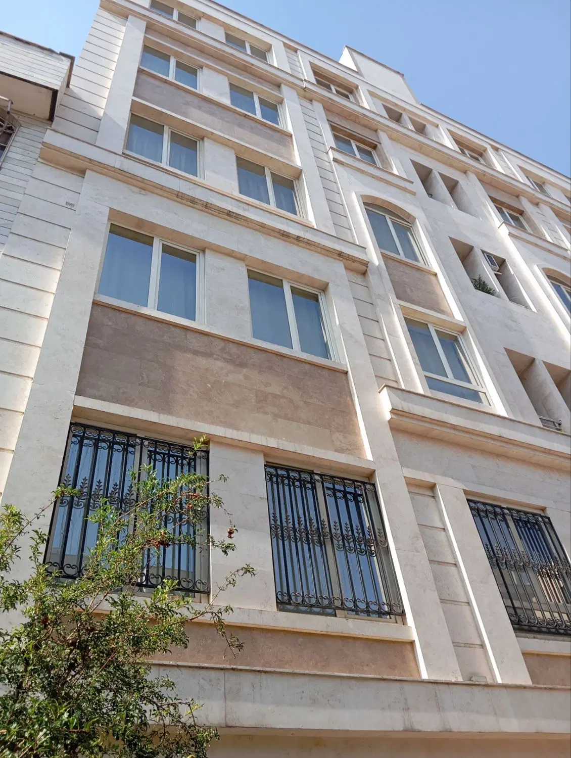 اپارتمان اجاره ای ۱۳۶متری