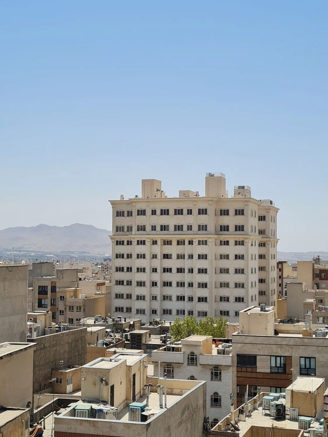 ۱۰۰متر برج باغ لوکس رویال رز - طبقه ۴ - تجهیز شده