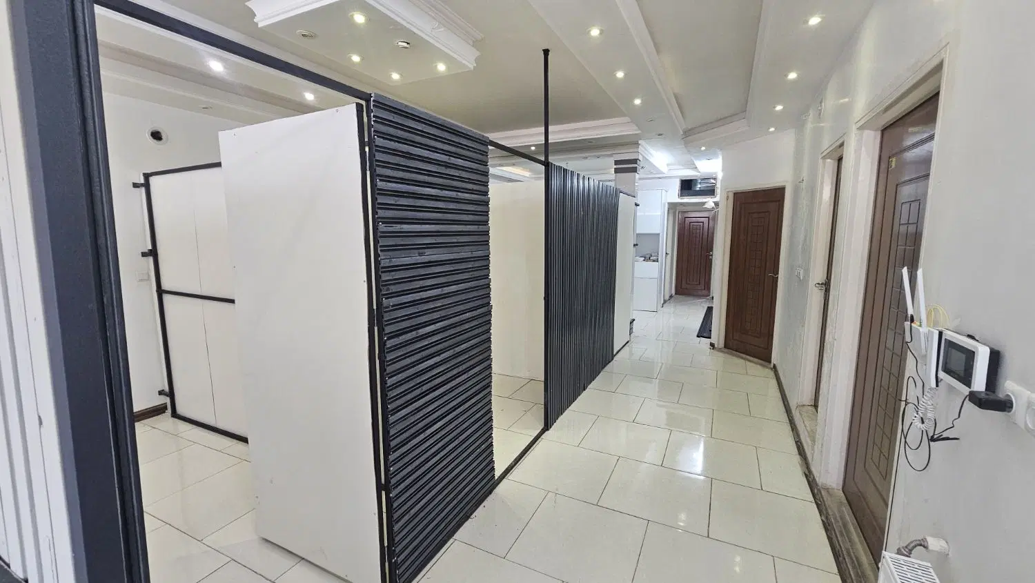 اجاره اتاق کار اشتراکی . جهانبینی