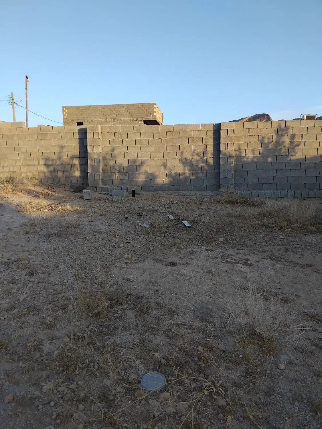 زمین حسین ابادقبله
