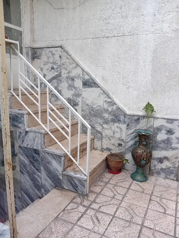 ویلایی تمیز ۶۵ متر