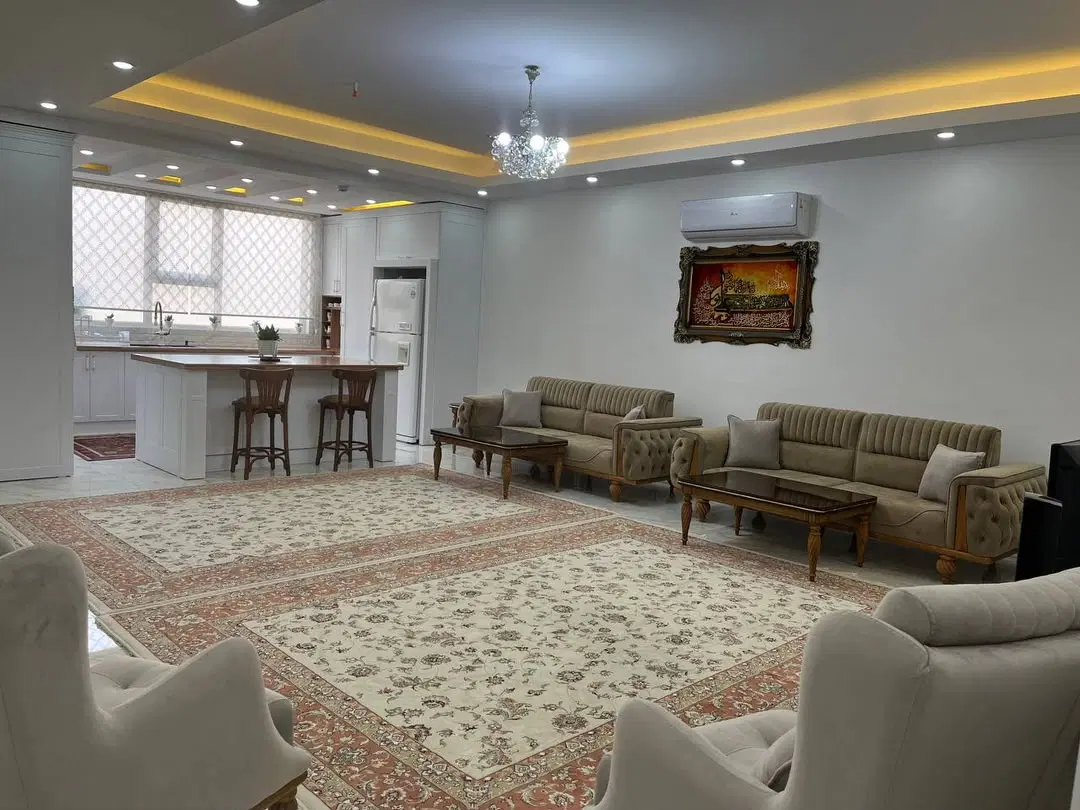 ۶۰متر فول بازسازی ،نورطبیعی، باغستان