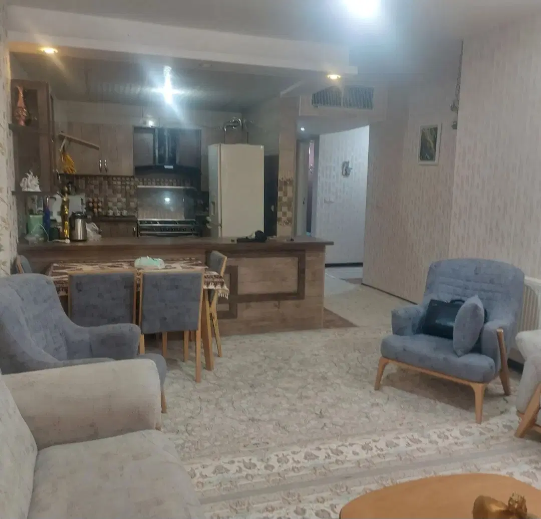 آپارتمان ۱۰۲ متری توحیدی راد