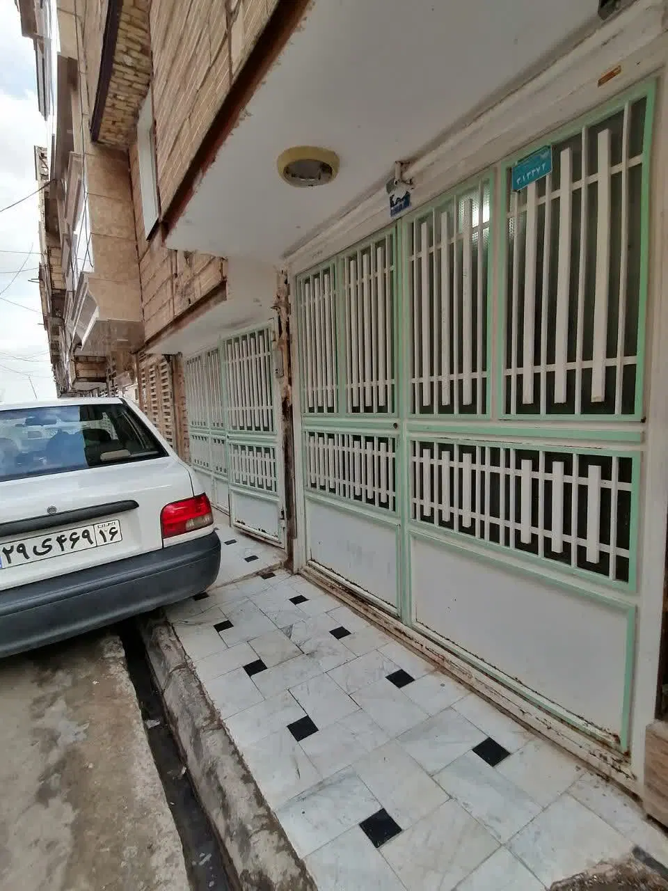 فروش طبقه همکف