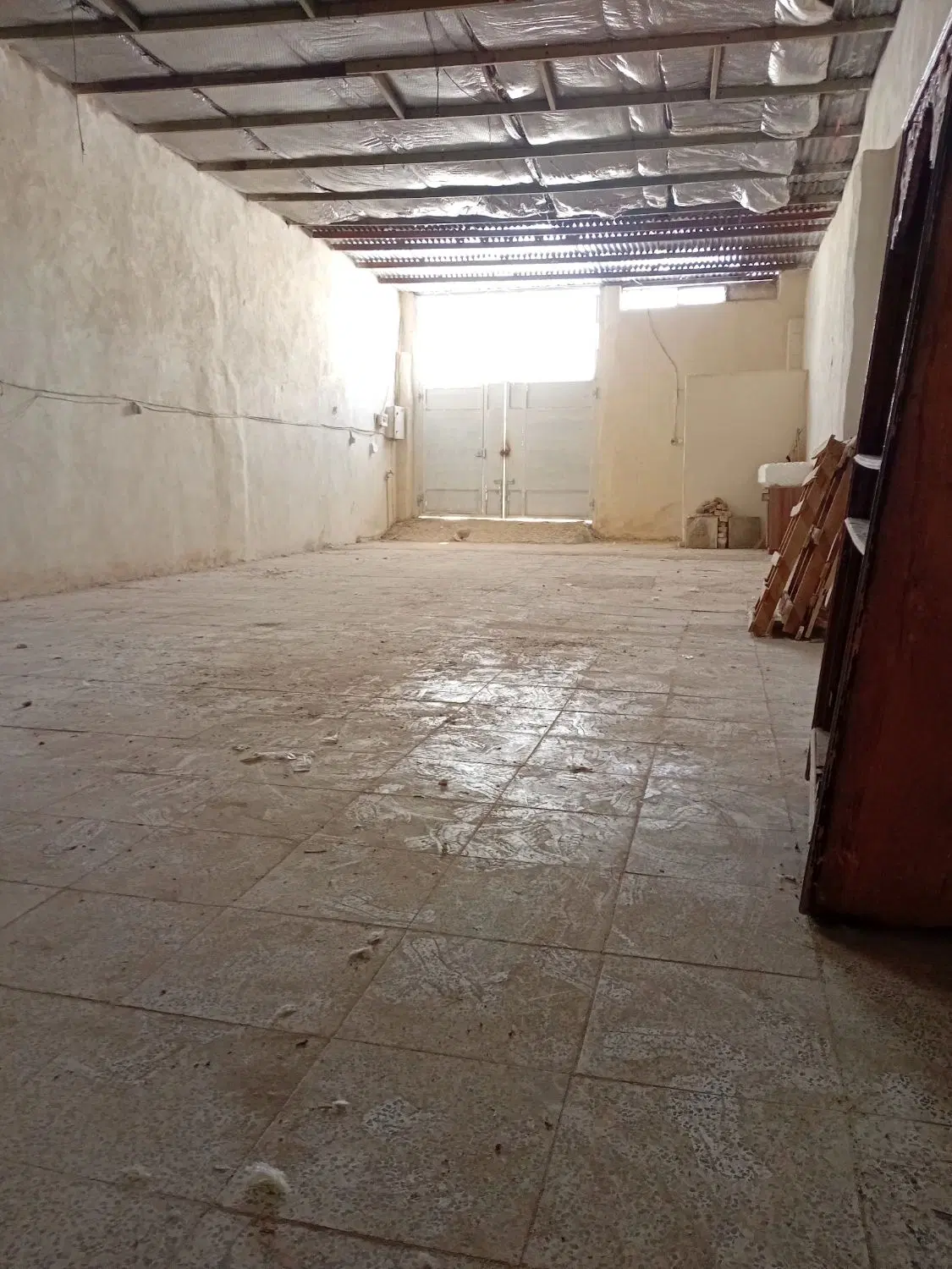 اجاره یک کارگاه صنعتی دارای برق ۳ فاز