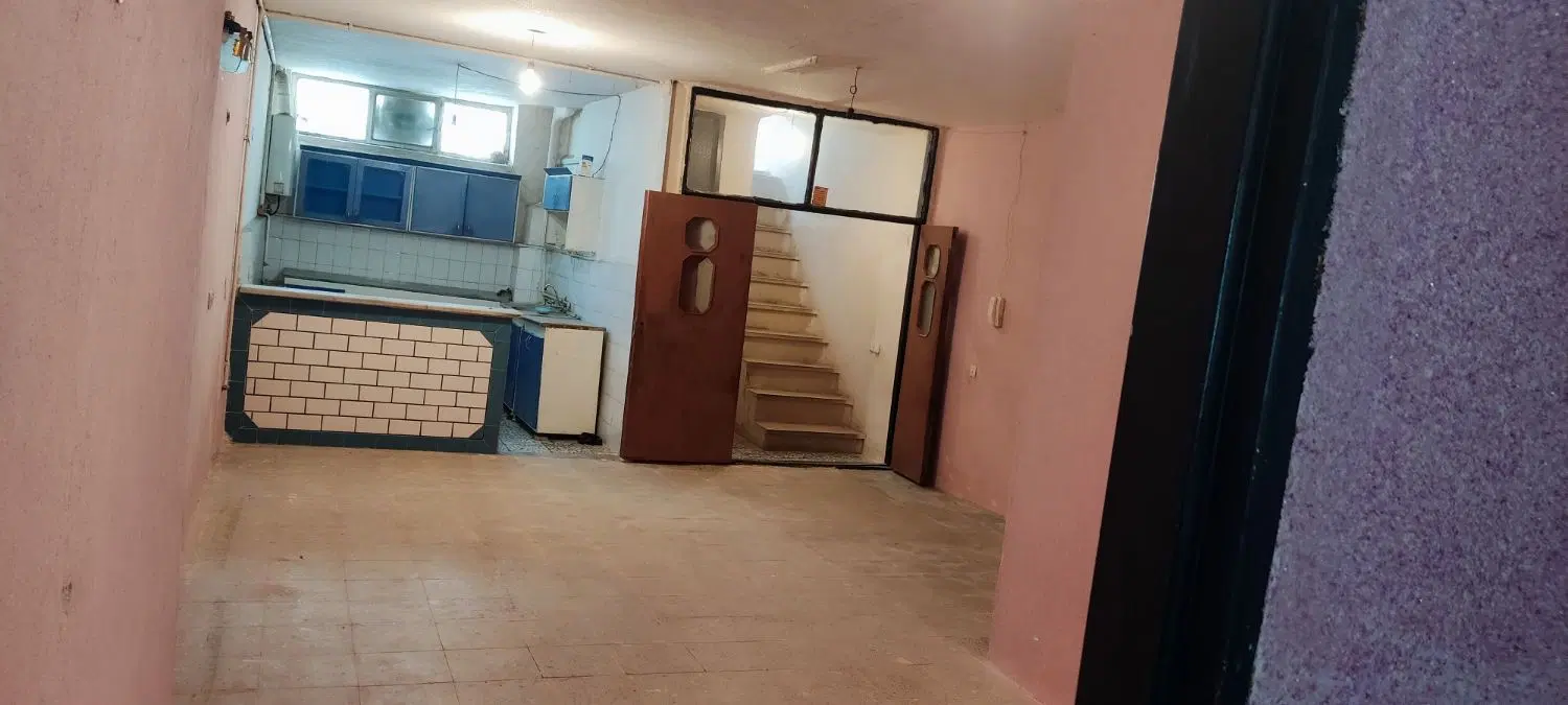 یک باب زیر زمین  مسکونی