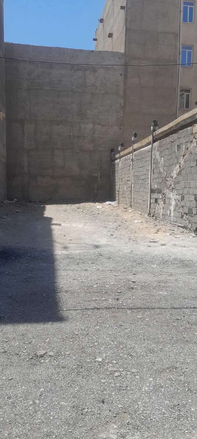 زمین مسکونی