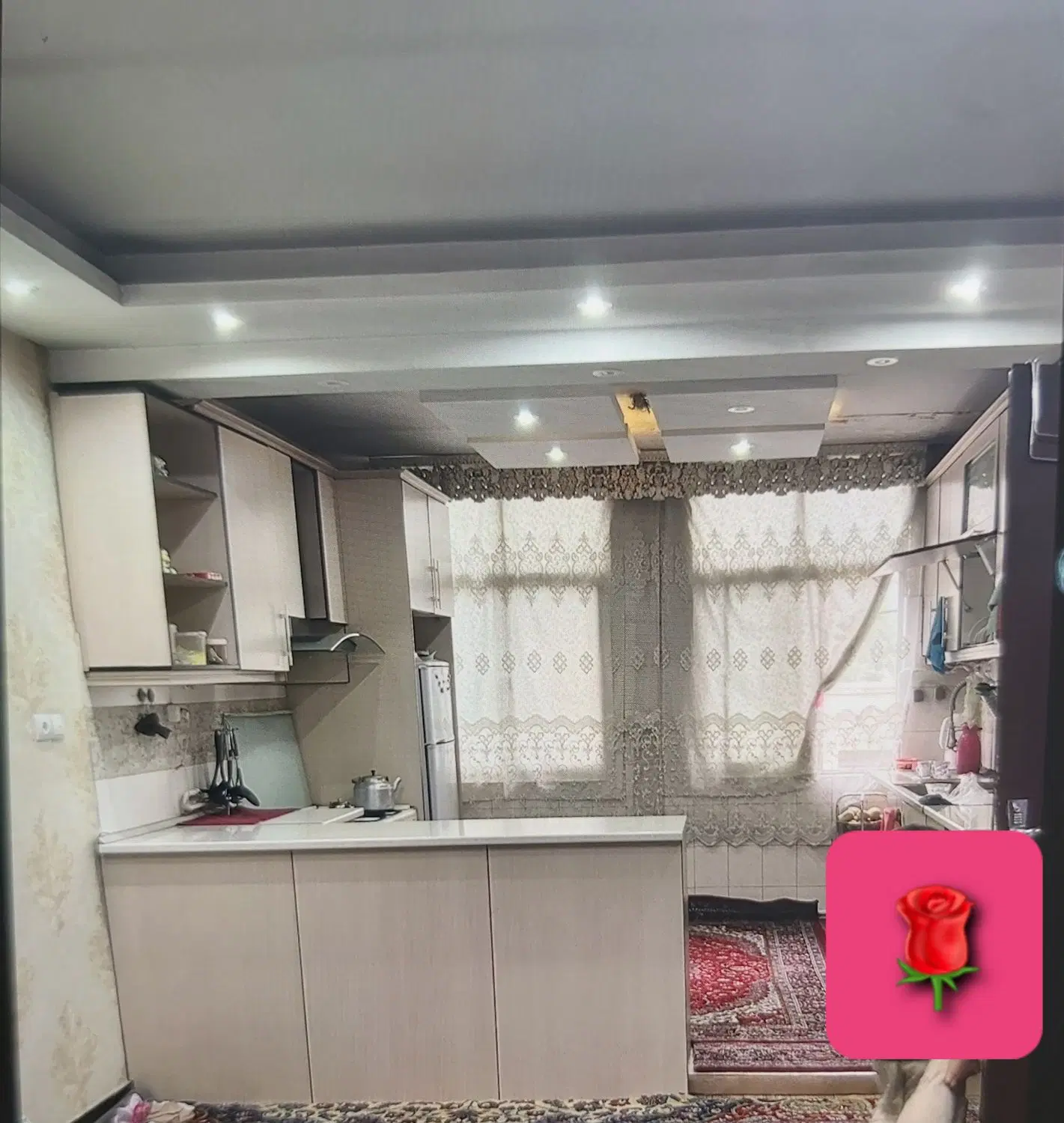 آپارتمان تک واحدی