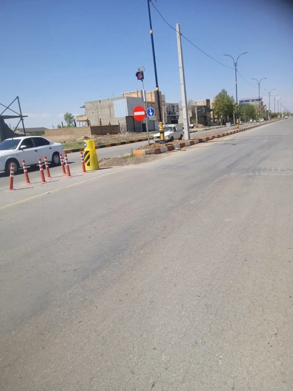 ۲۰۰ متر مربع دو بحر زمین مسکونی و تجاری